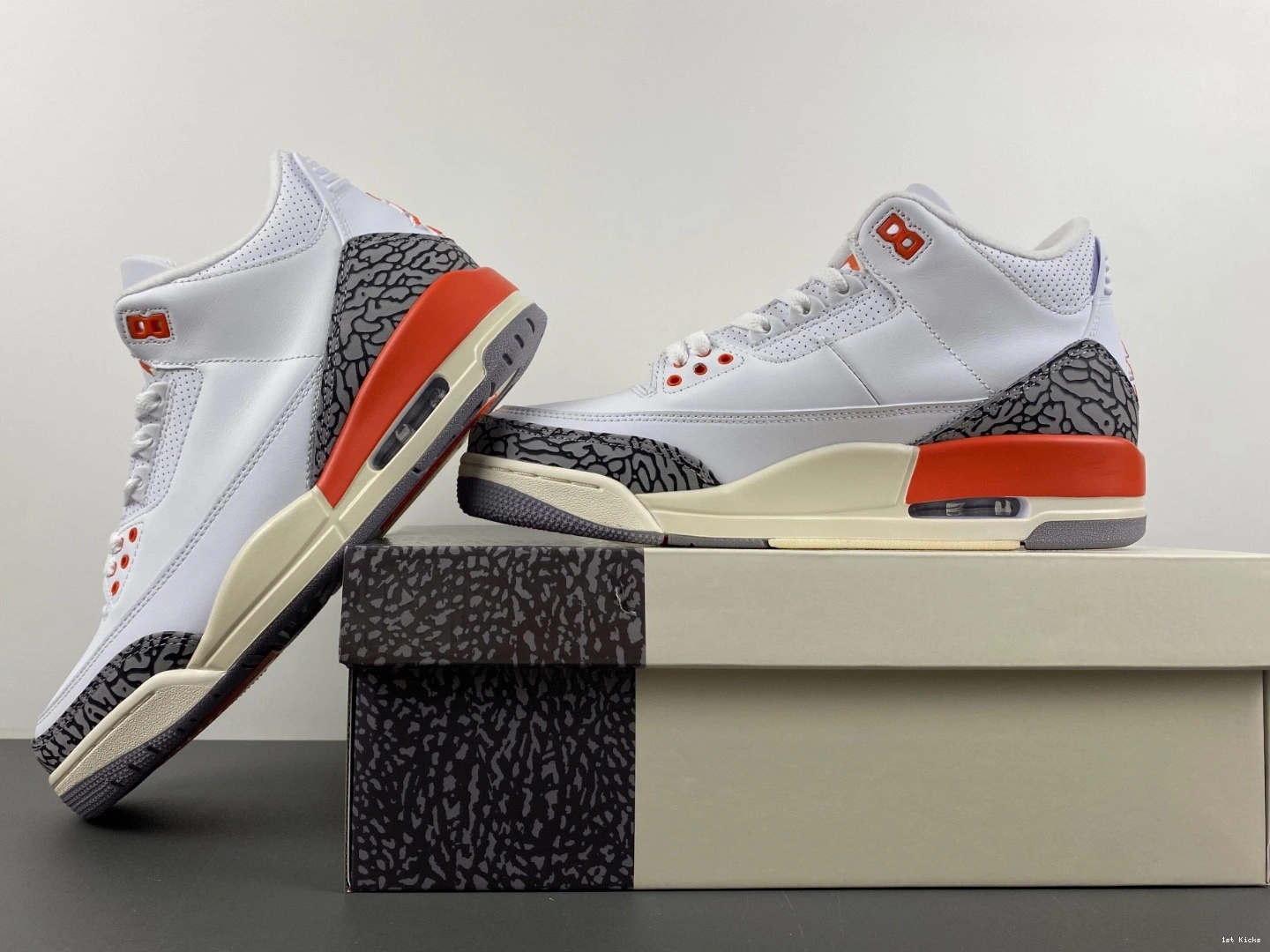 Jordan The Air 3 “Georgia Peach” CK9246-121  0117